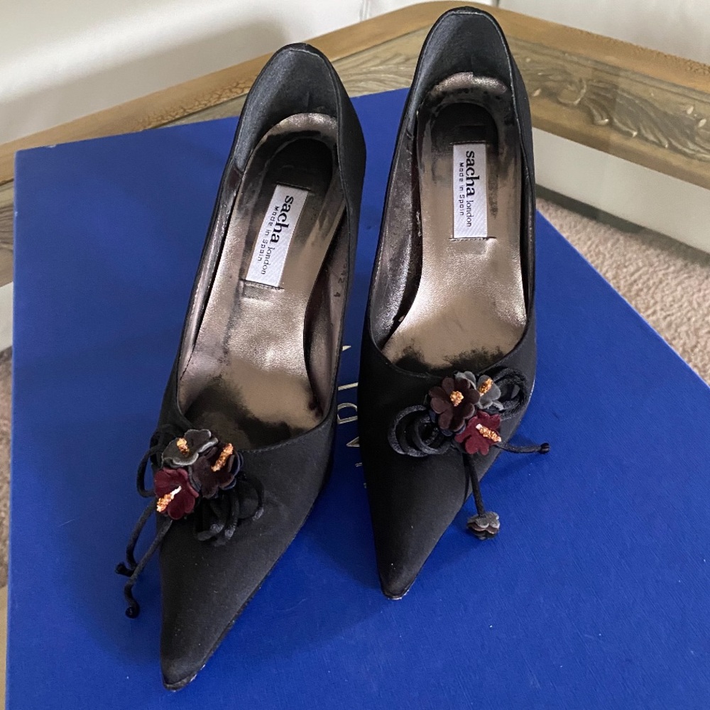 Sacha London brown heels